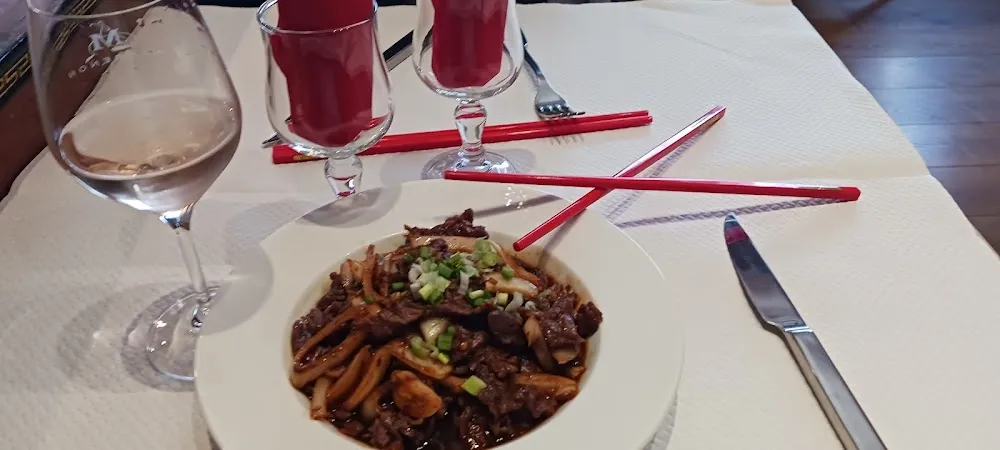 Riz Cantonnais Et Bœuf À la Citronnelle Pigmenté